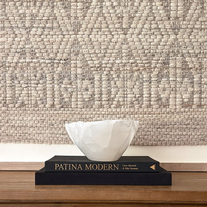 Elegant hand-carved white onyx bowl for home décor and tabletop styling