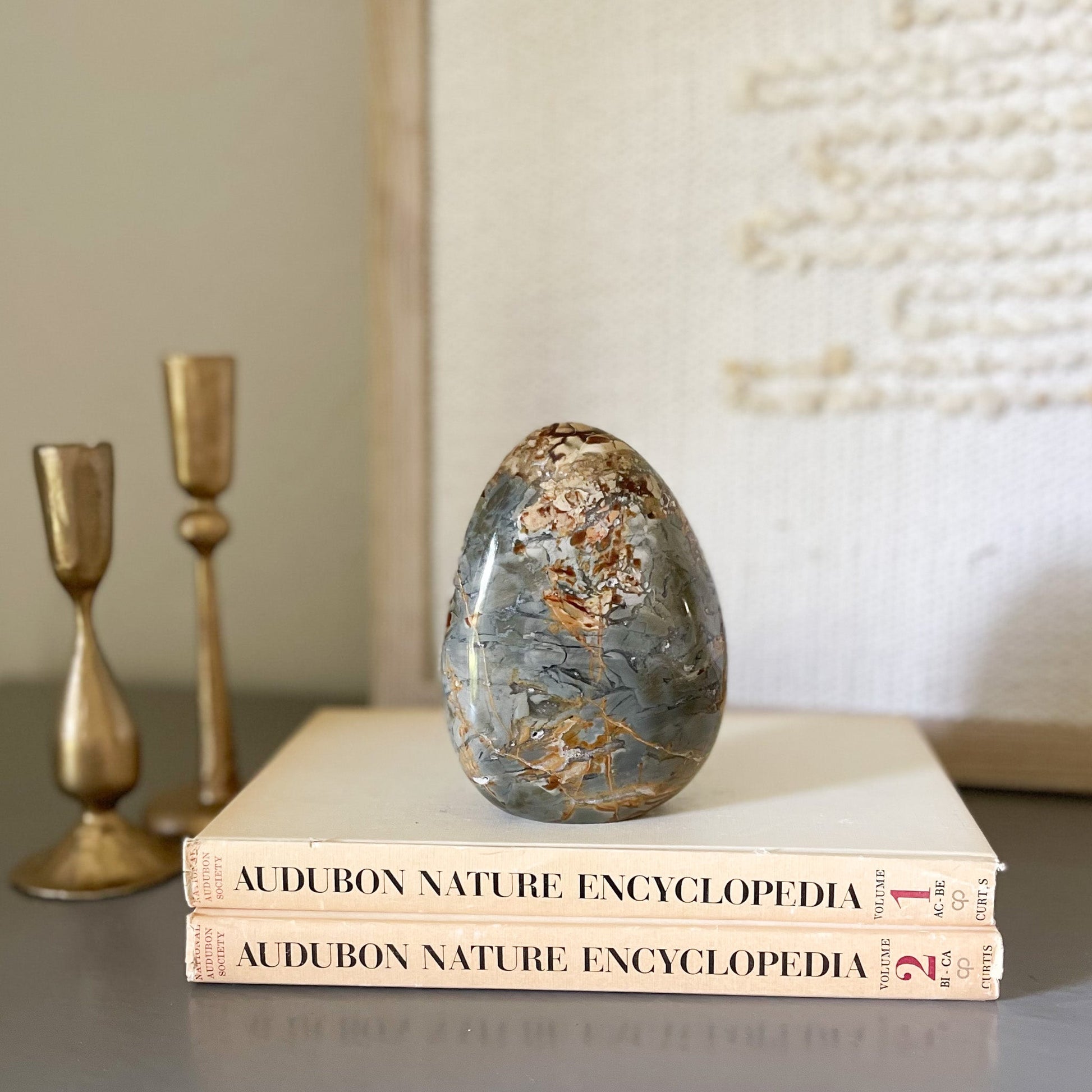modern organic home decor, modern neutral decor