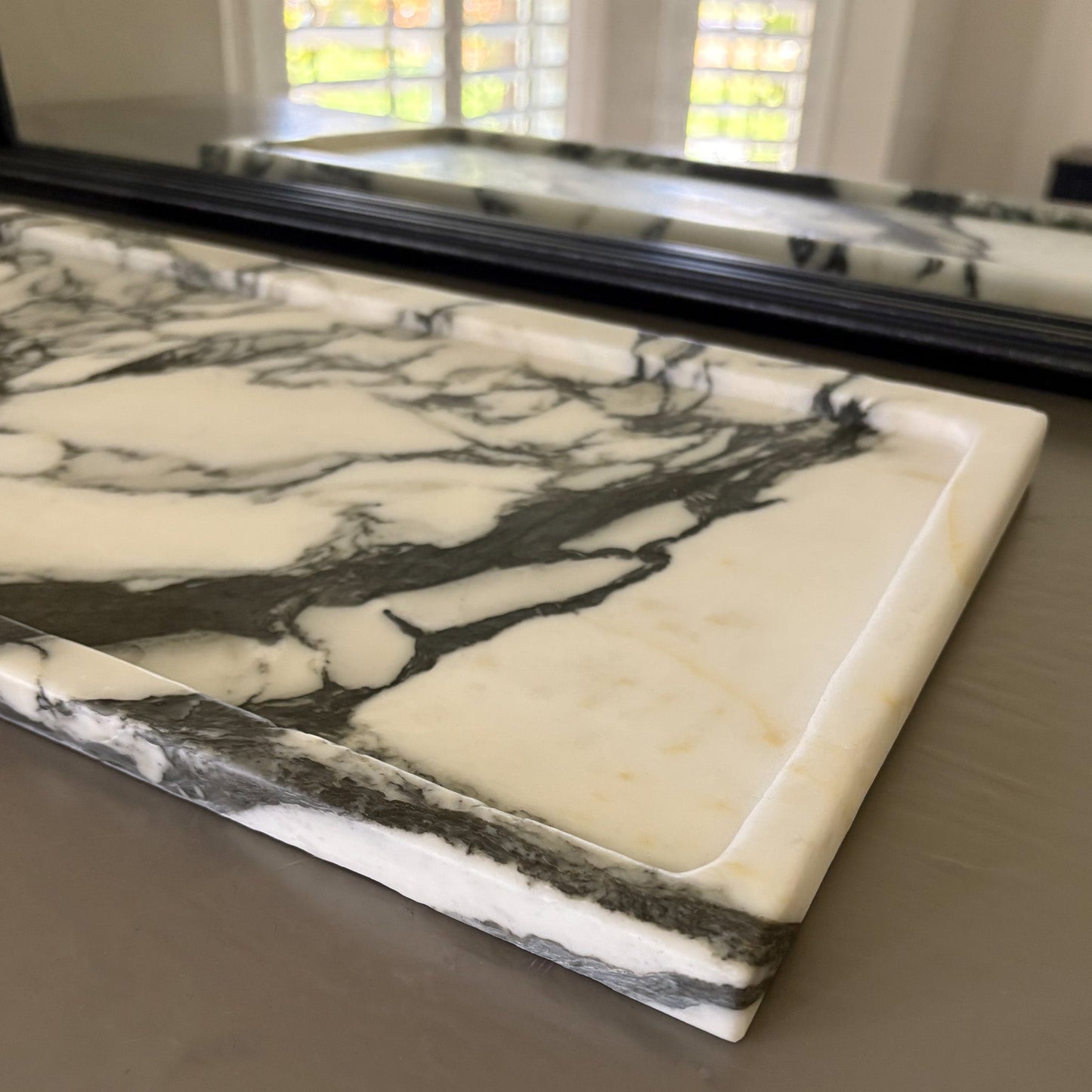 Large Calacatta Borghini Marble Tray