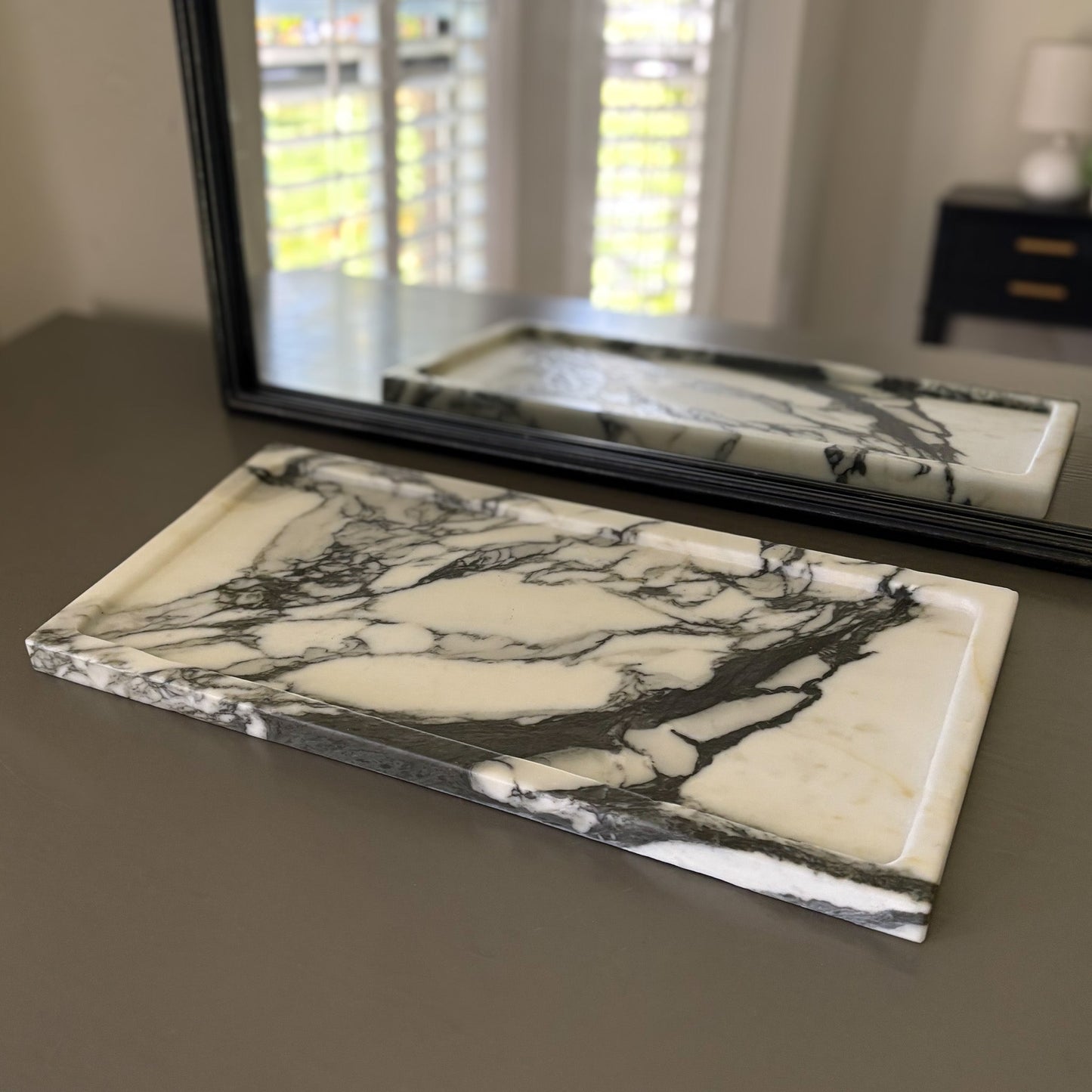 Large Calacatta Borghini Marble Tray
