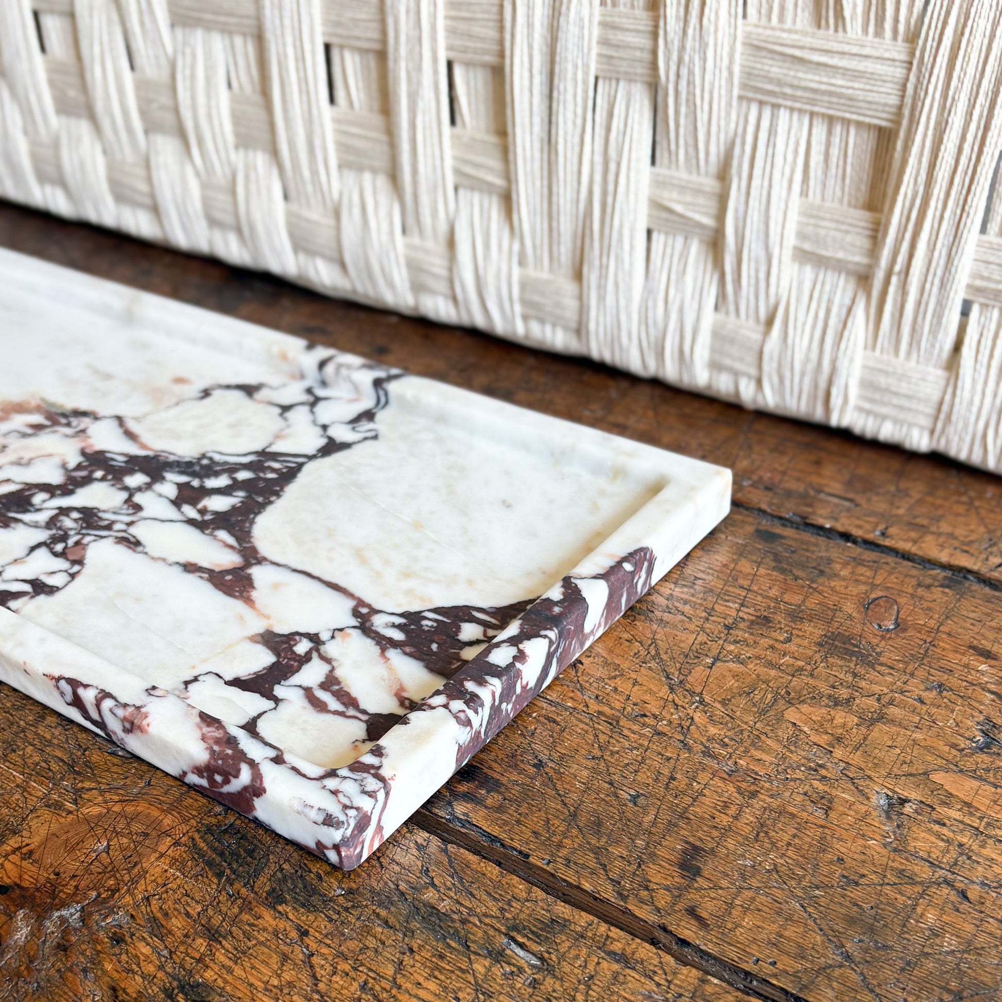 brown and white large marble tray