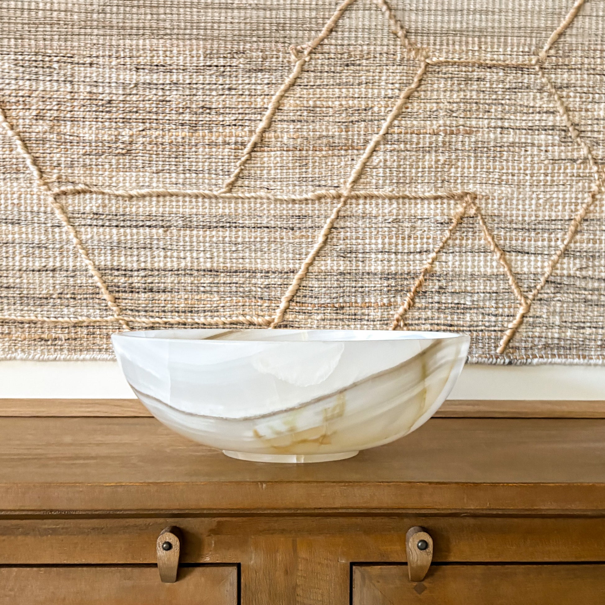 close up white onyx bowl natural stone veining translucent texture