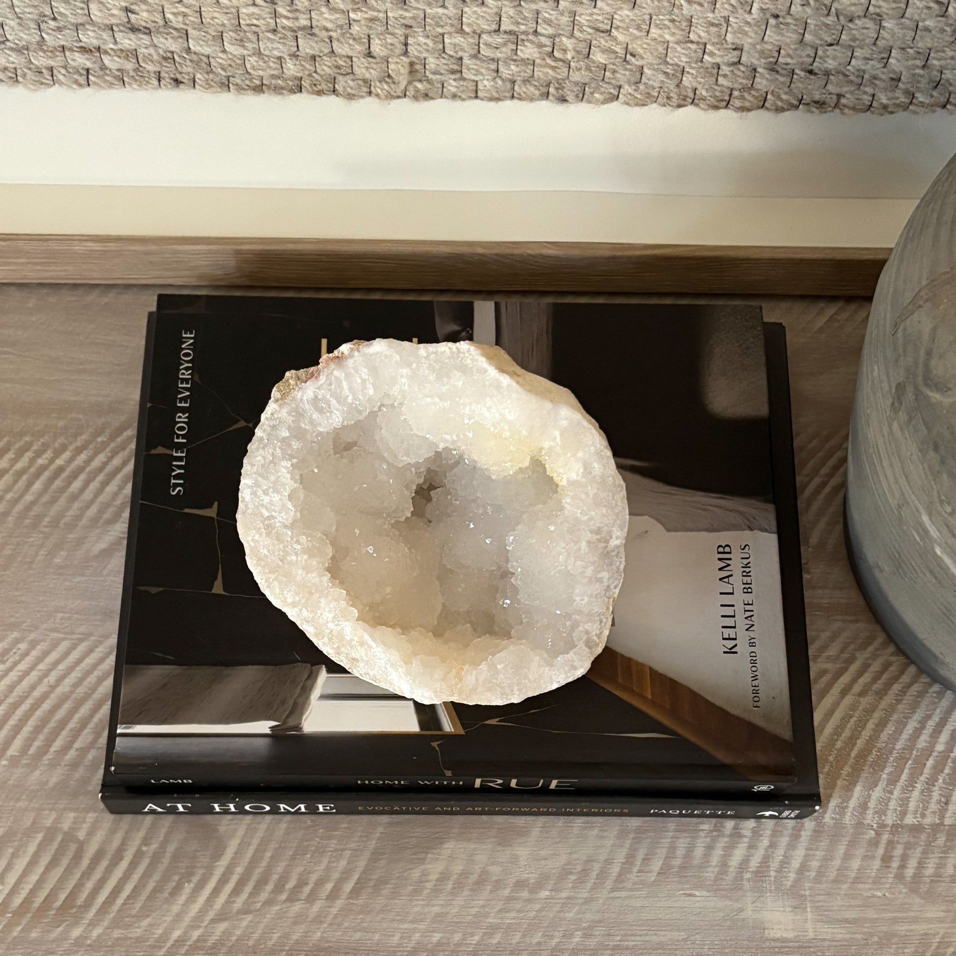 neutral home decor