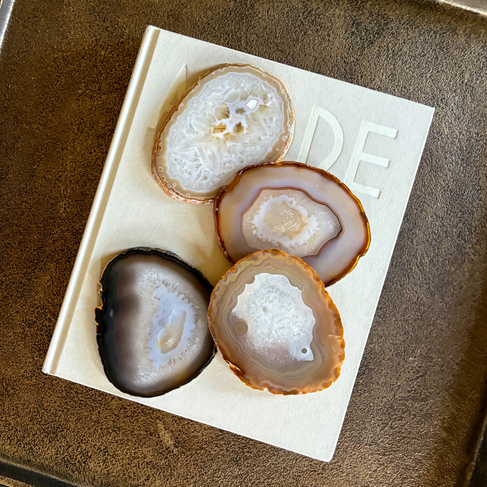 Decorative gemstone coaster set 
