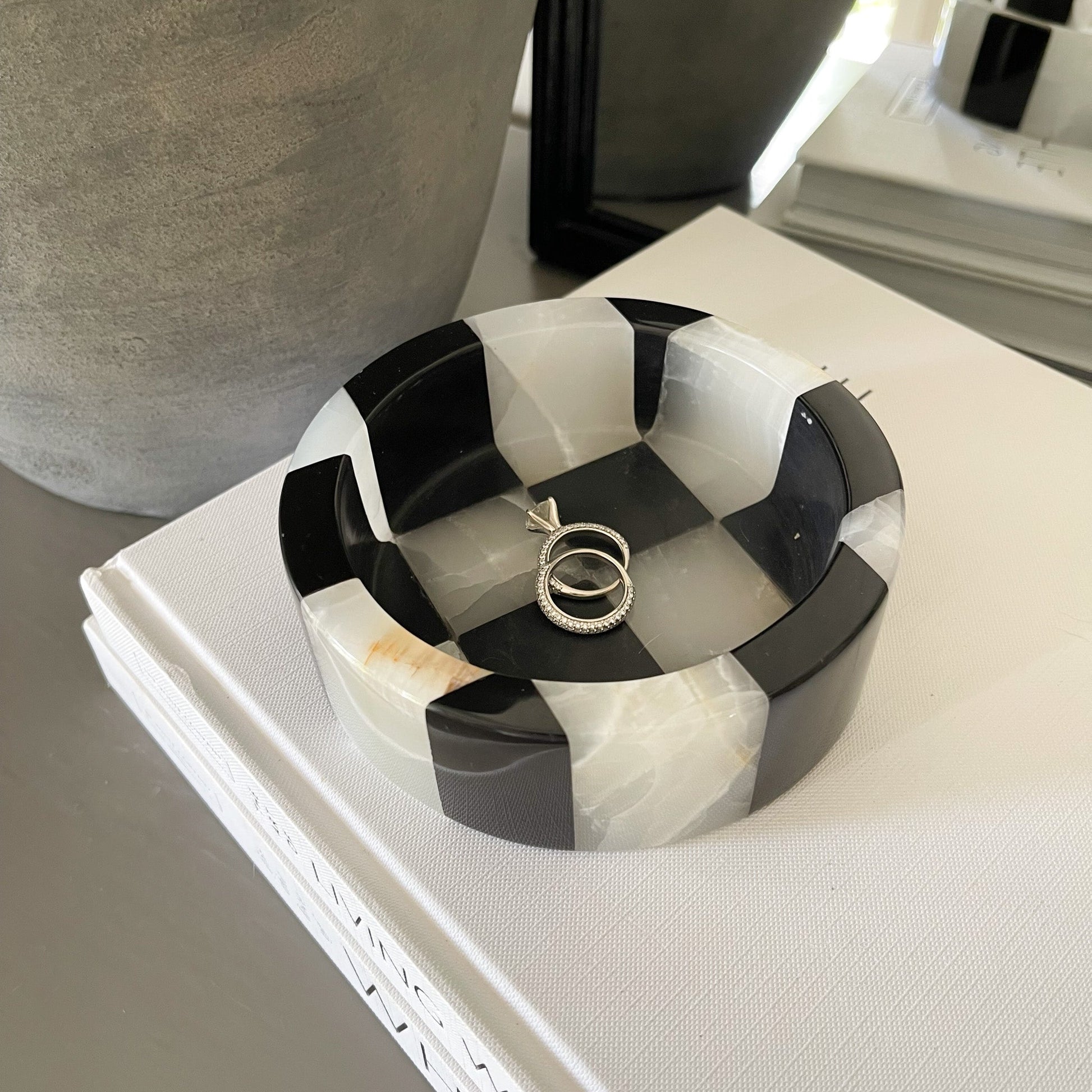 black and white natural stone ring dish