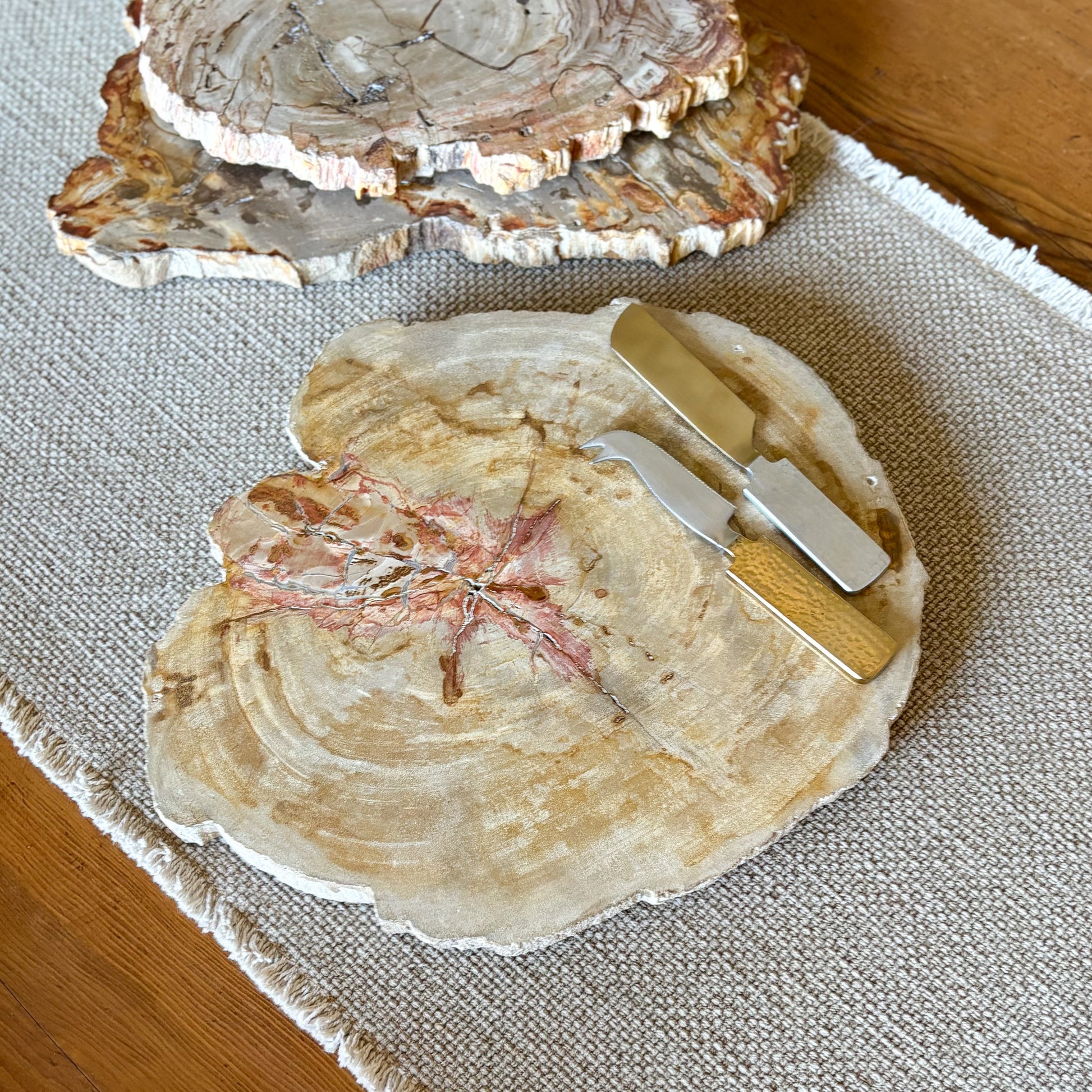 neutral home decor, neutral kithen accents