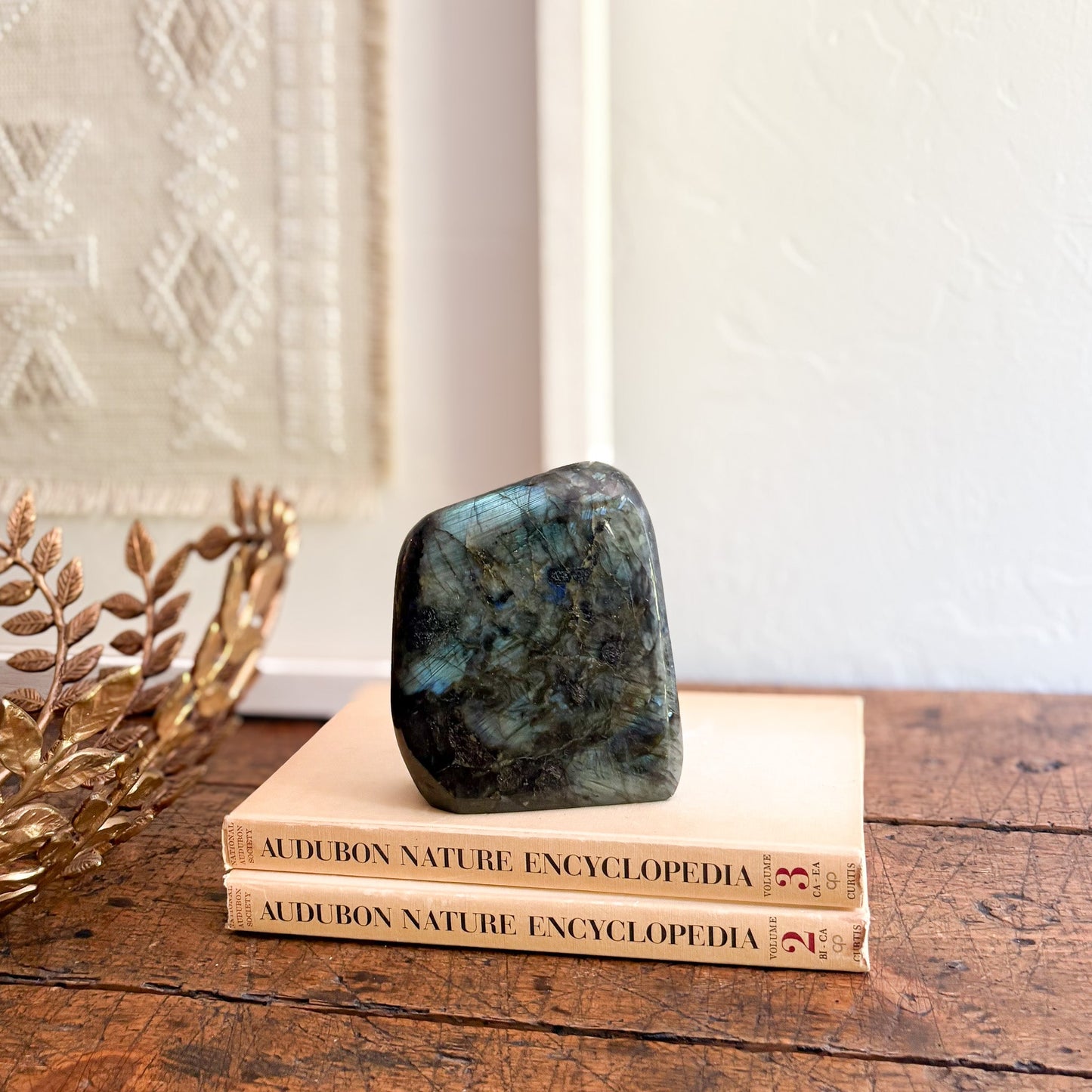 decorative madagascar labradorite freeform