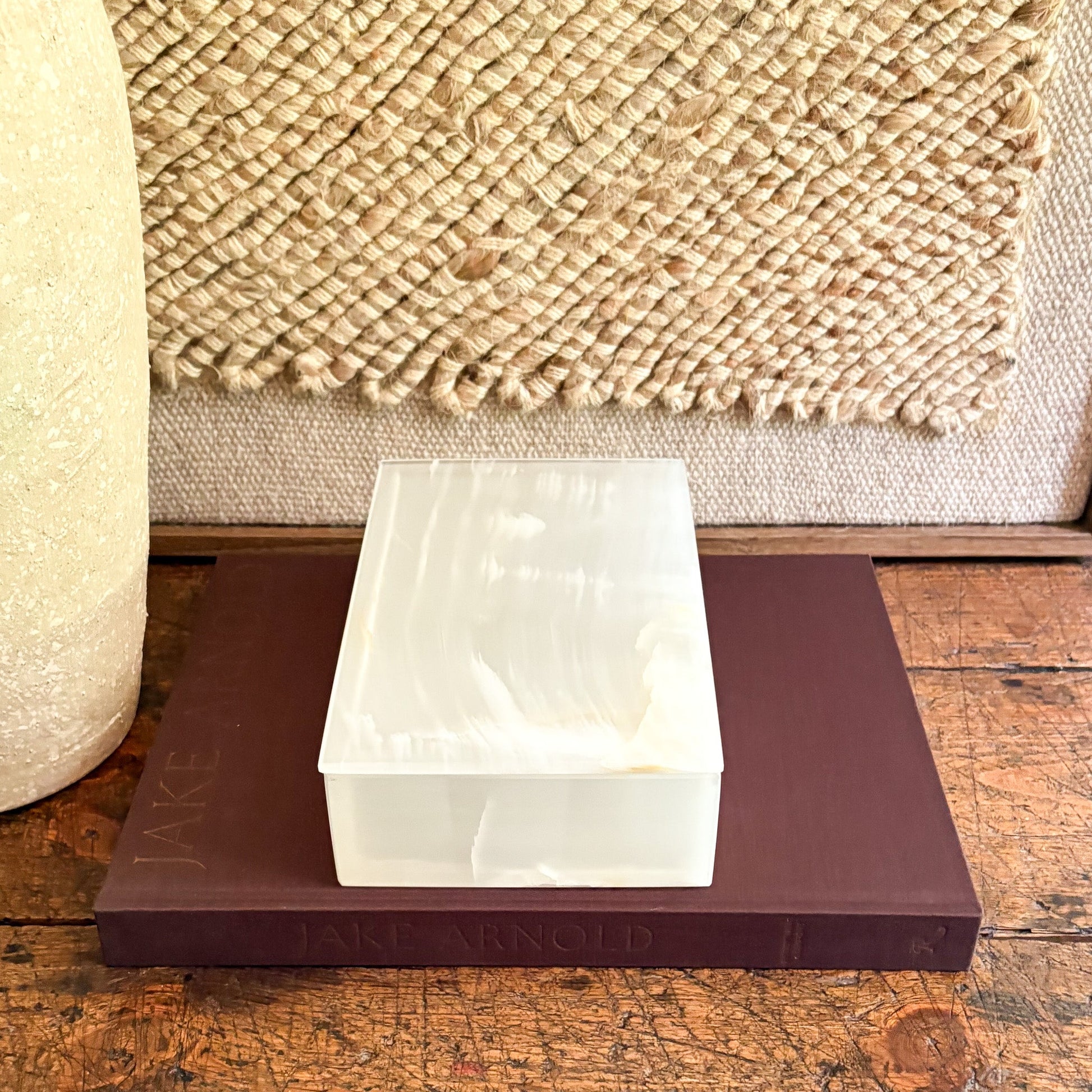 neutral home decor