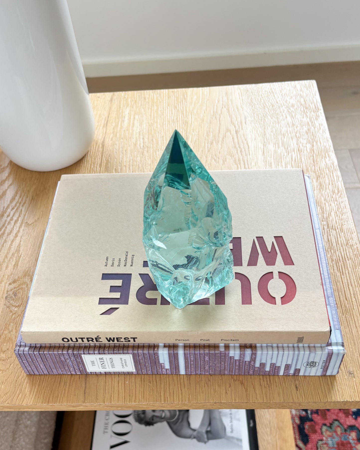 Artisan aqua glass point in turquoise blue