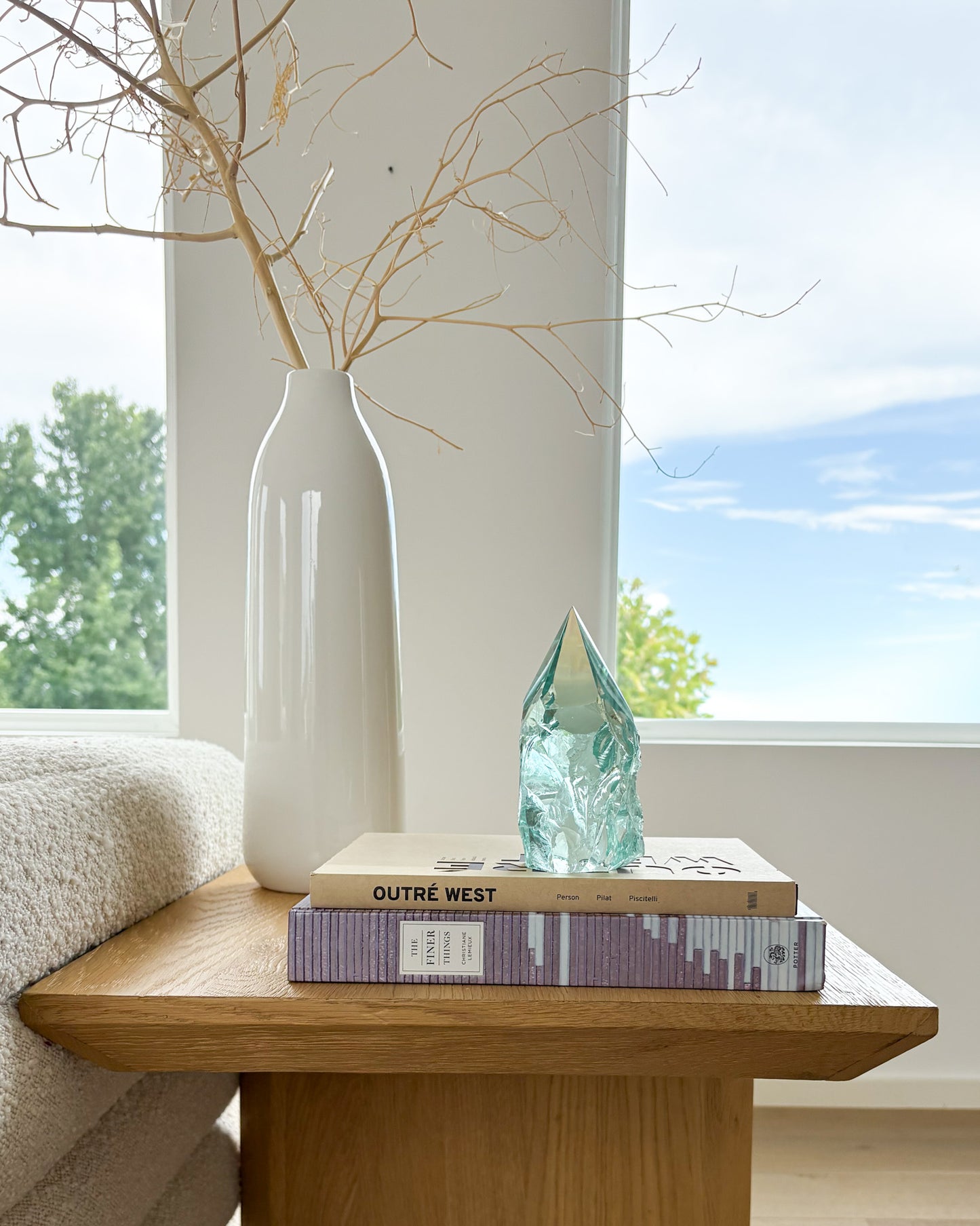 Aqua glass point for boho coastal deco