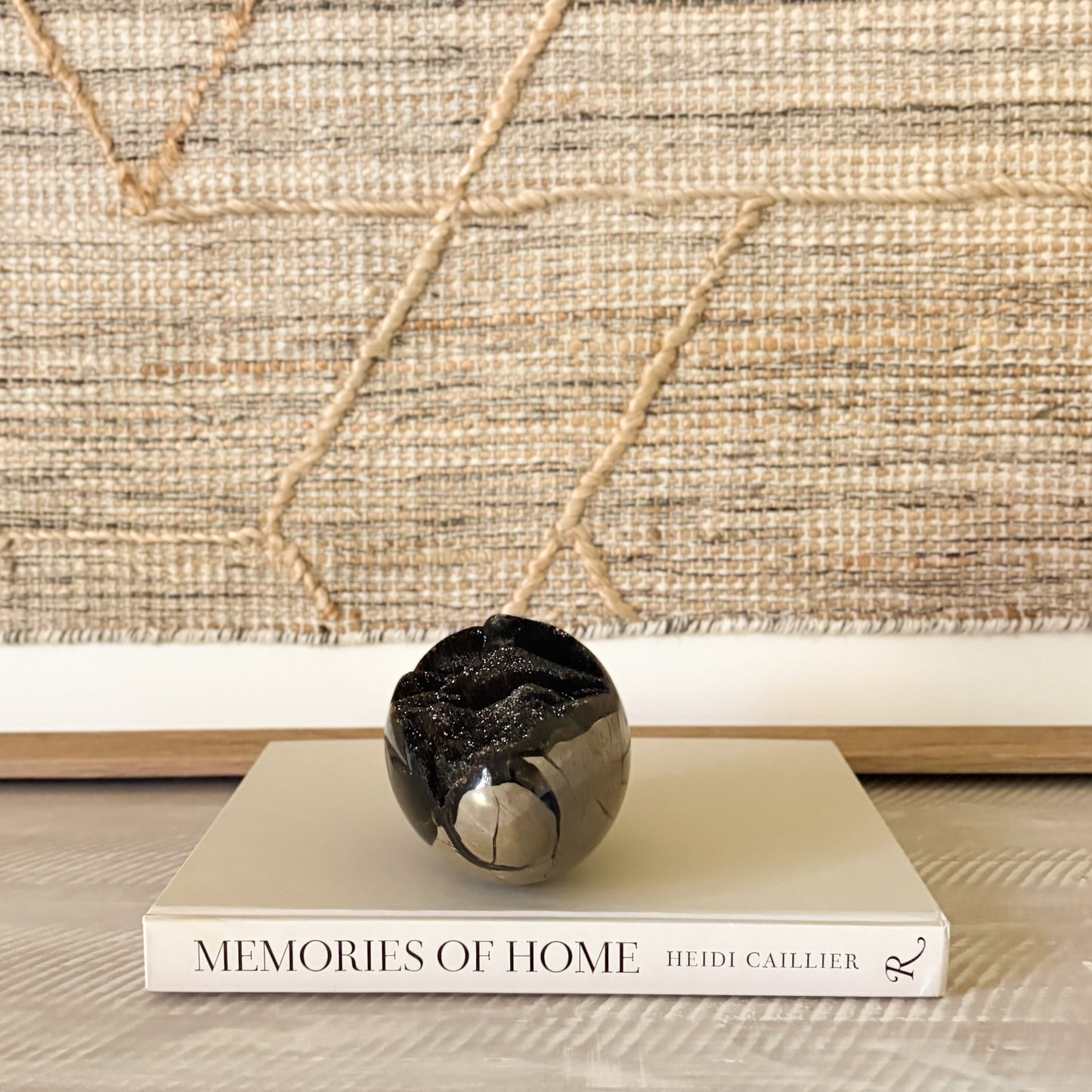 septarian stone decor