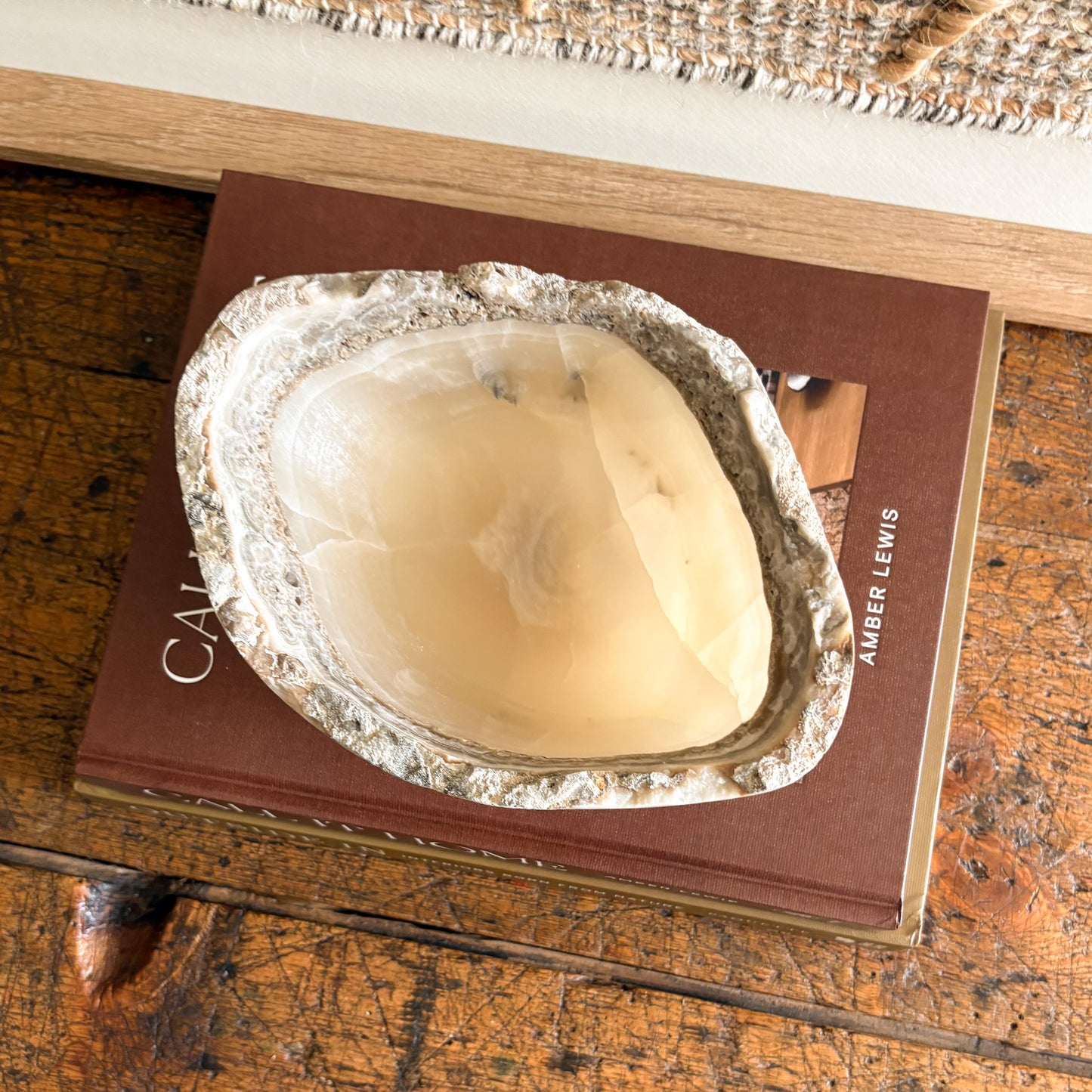 neutral home accents