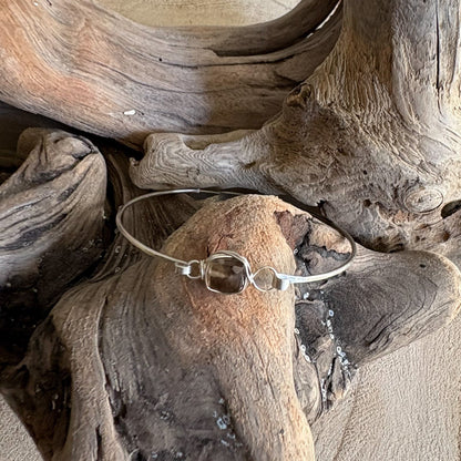 modenr gemstone bracelet