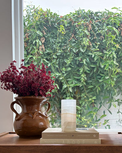Natural white onyx pillar candle holder for shelves and coffee tables