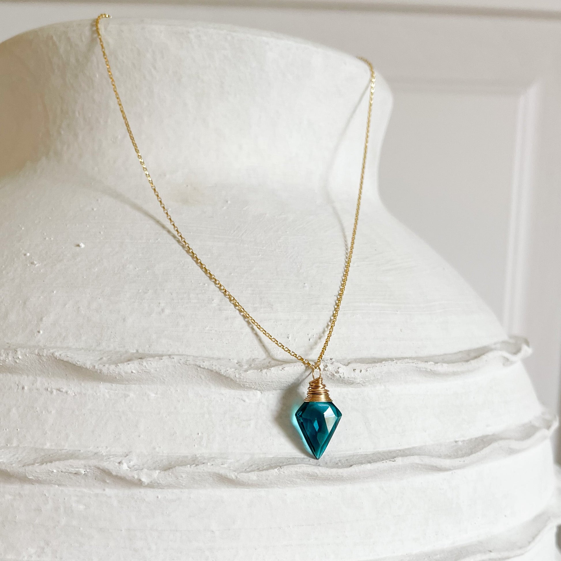 teal crystal gold penadant neckalce, modern minimalist crystal necklace