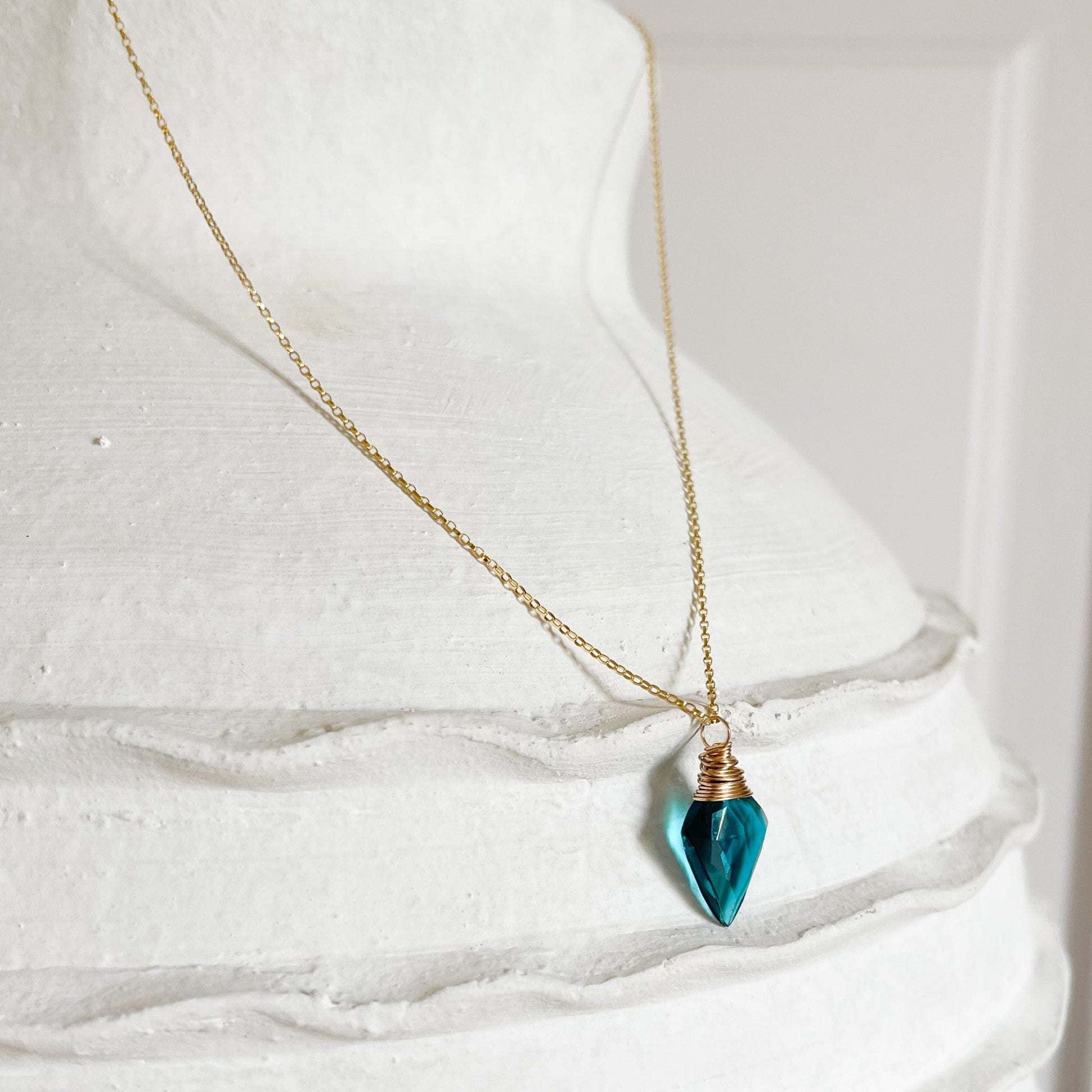 teal quartz pendant necklace