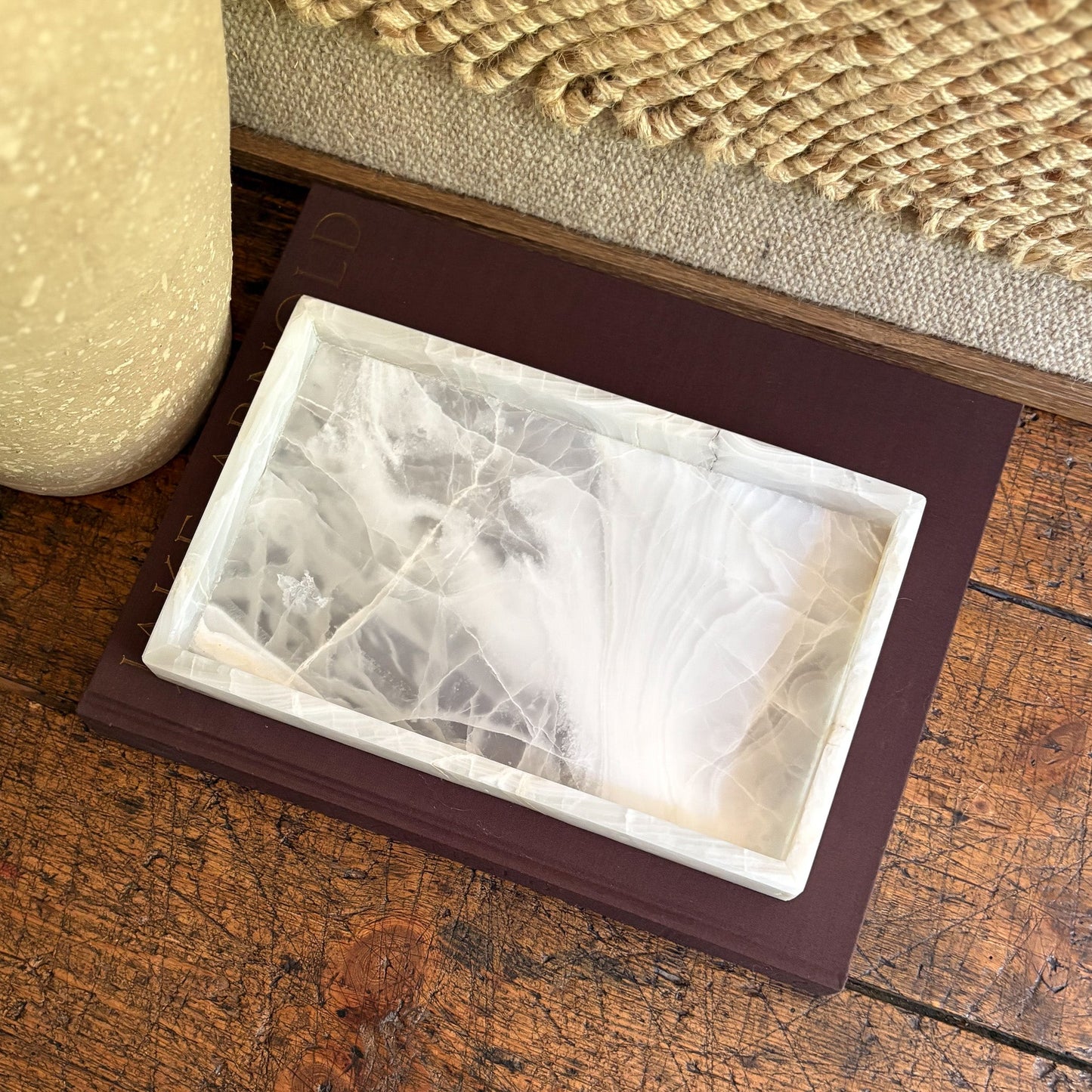 onyx accent tray