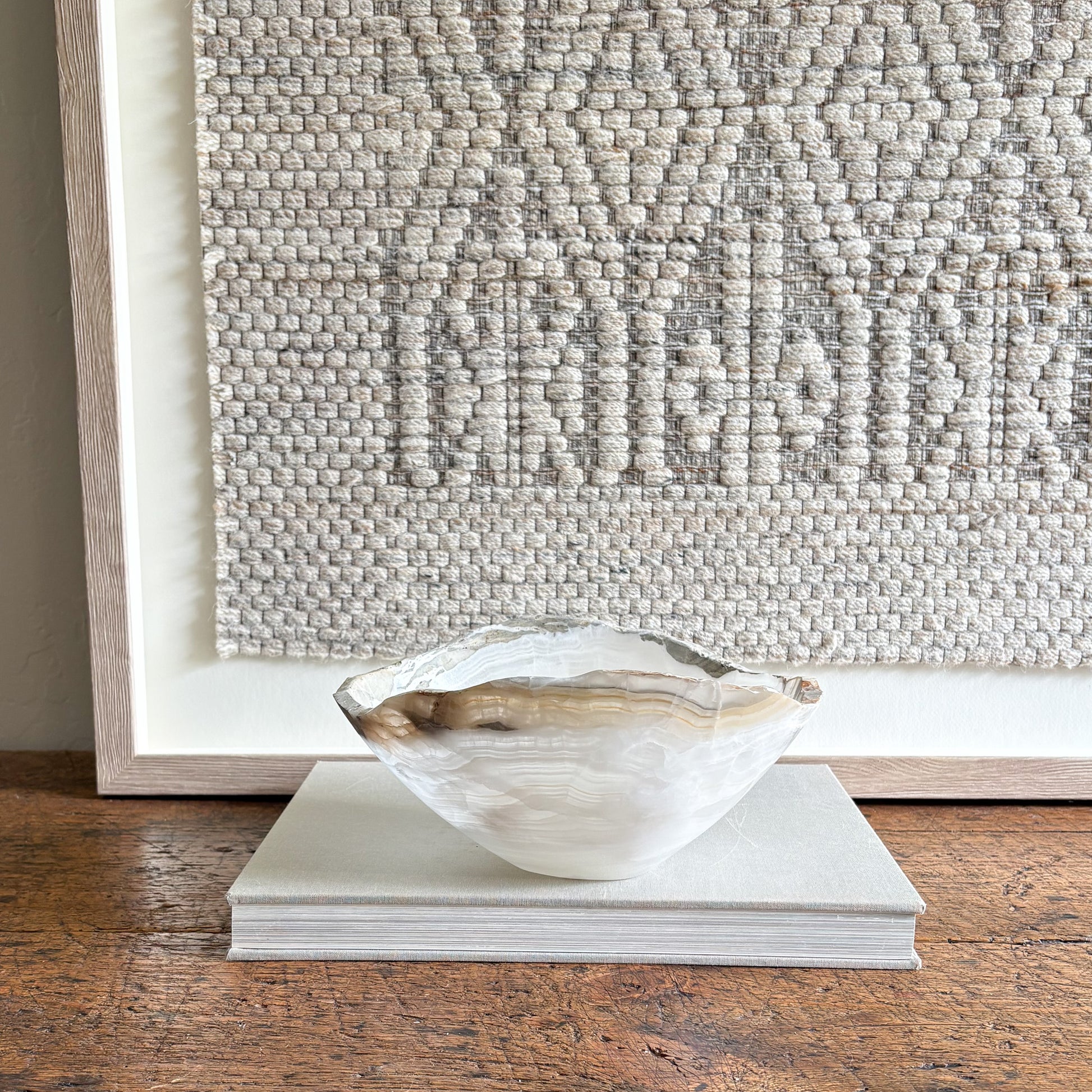 neutral onyx bowl