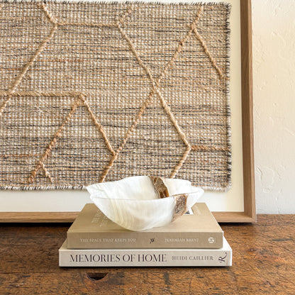 Natural white onyx stone bowl decor