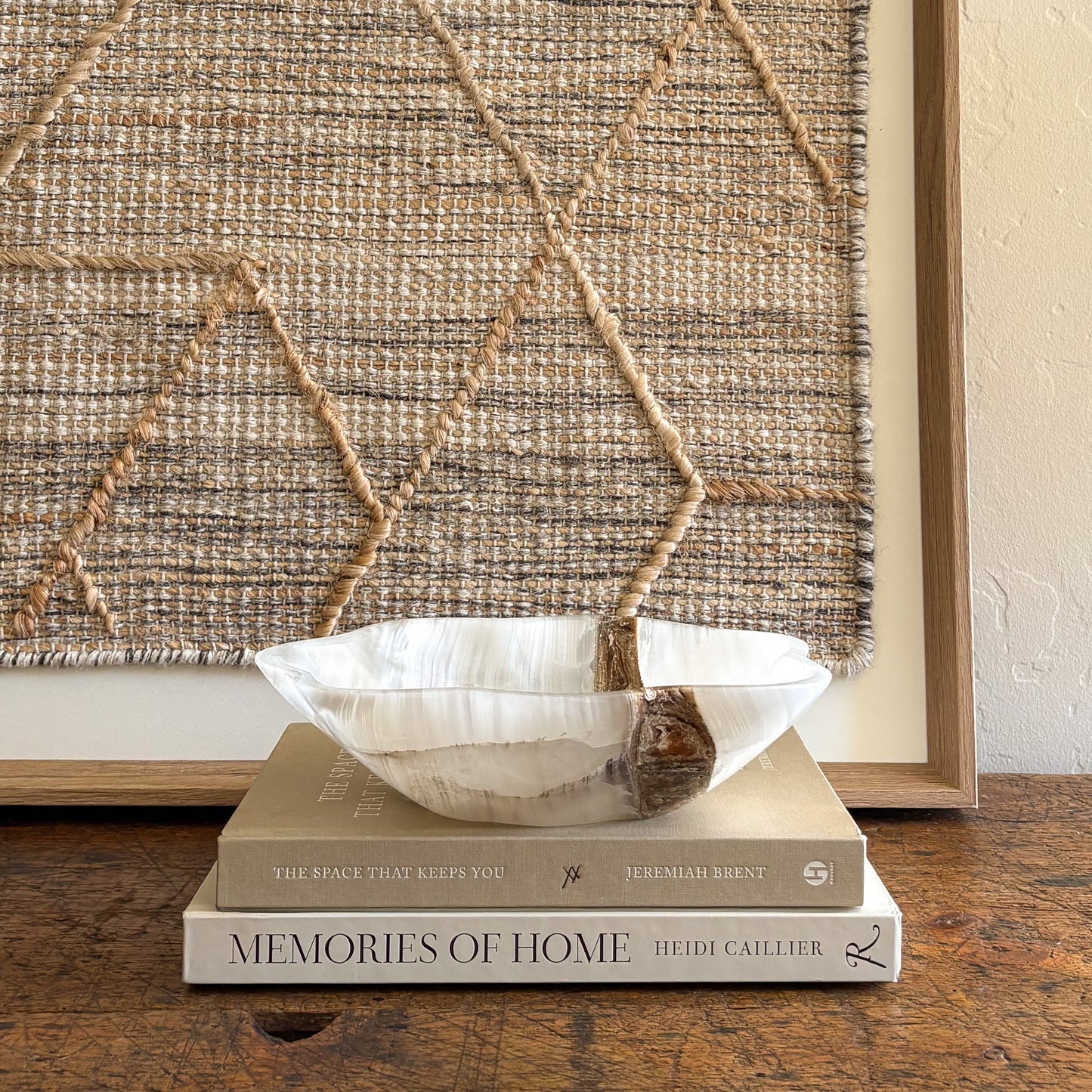 Decorative white onyx stone bowl