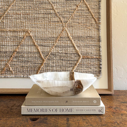 Decorative white onyx stone bowl