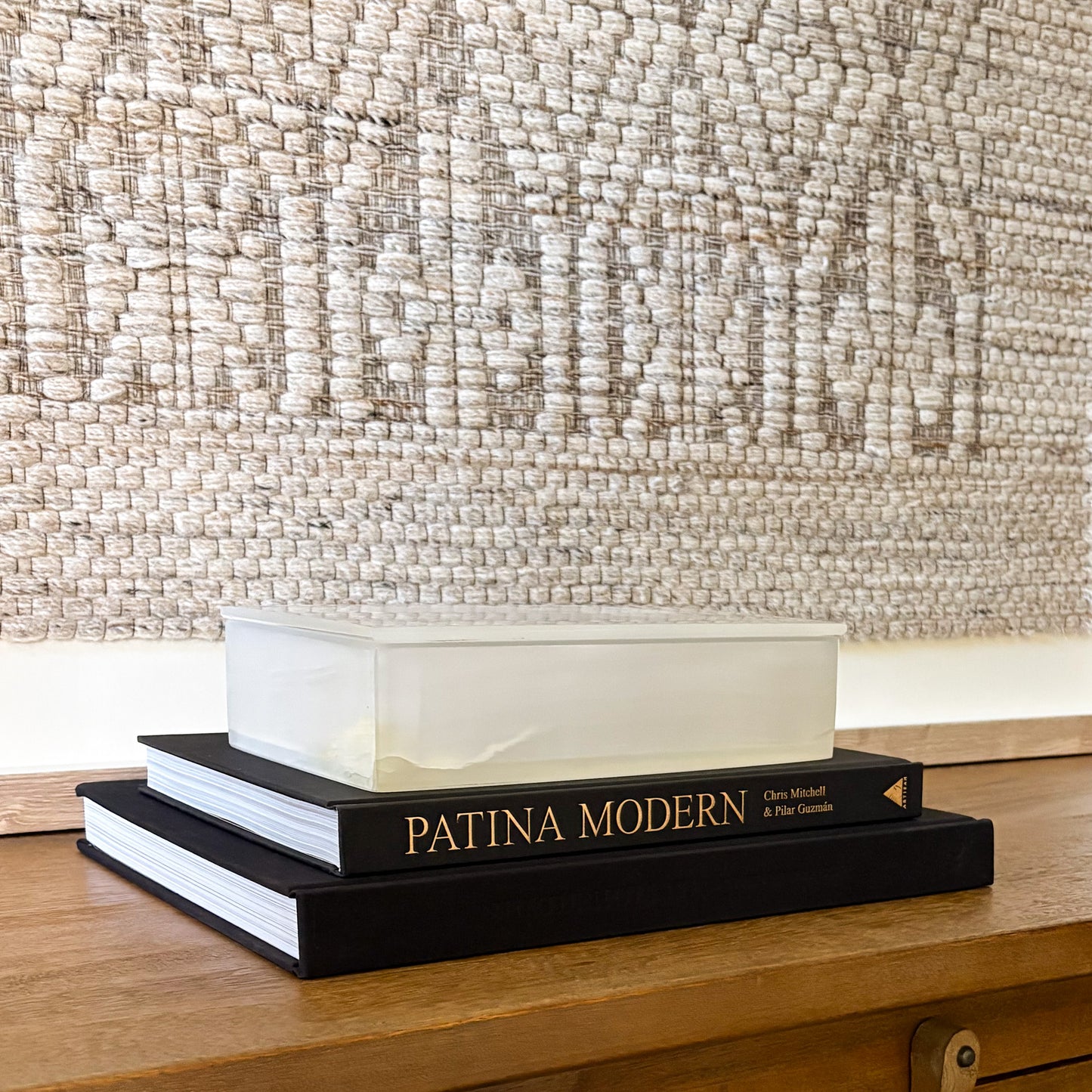 Natural white onyx decorative box with lid for coffee table styling