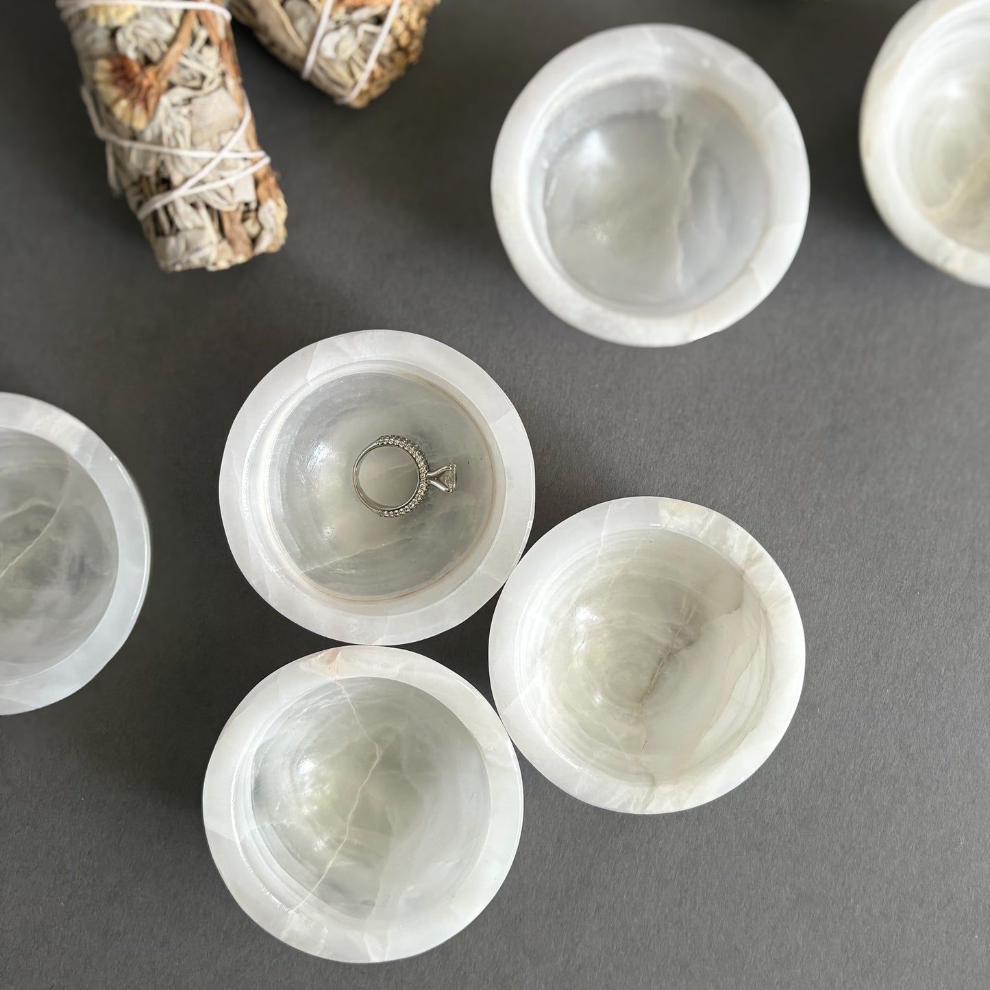 ring dish for bathroom