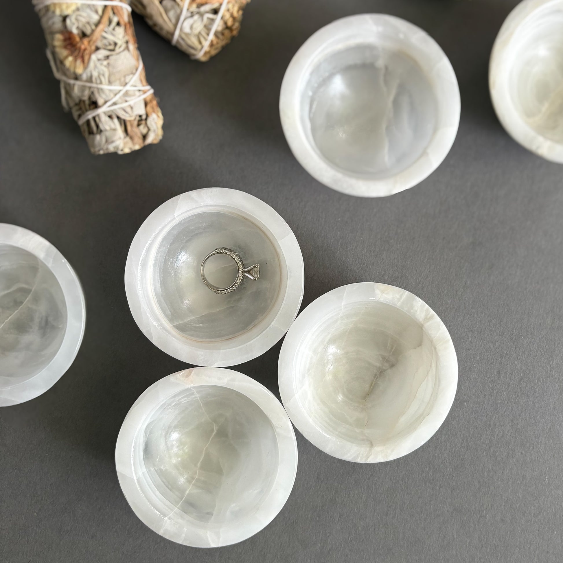 ring dish for bathroom