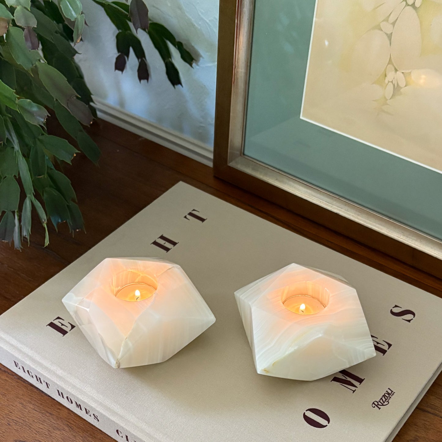 Natural white onyx candle holders with elegant geometric design