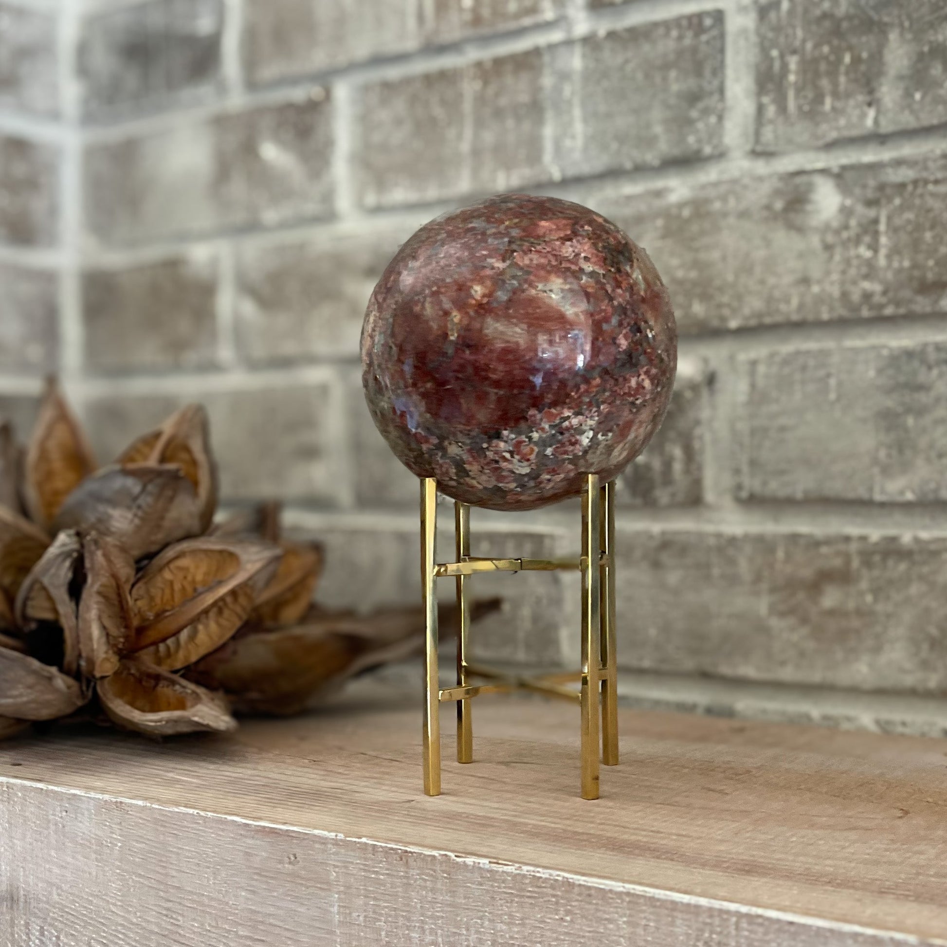 natural home decor, natural home accents, red crystal decor